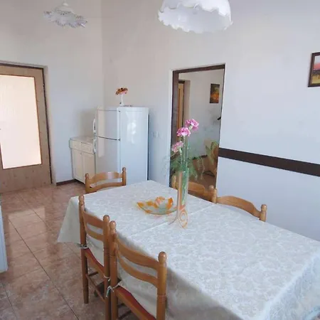 With A Parking Space Njivice, Krk - 21859 Апартаменты Нивице