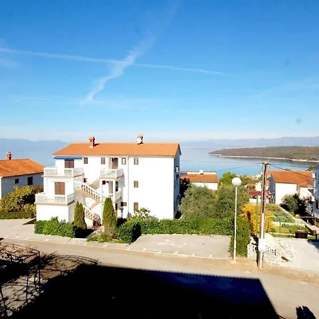With A Parking Space Njivice, Krk - 21859 Нивице