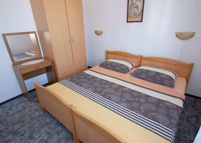 With Parking Space Njivice, Krk - 21859 Apartmán